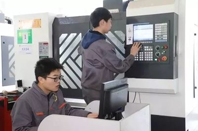 以技術服務為引擎，提升加工制造技能水平，賦能現代制造業高質量發展